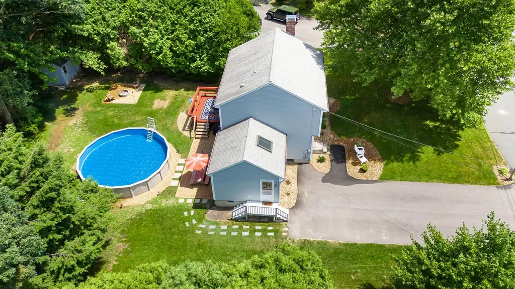 19 Macdonald Drive Nashua NH 03062