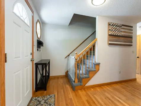 19 Macdonald Drive Nashua NH 03062