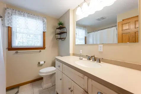 19 Macdonald Drive Nashua NH 03062