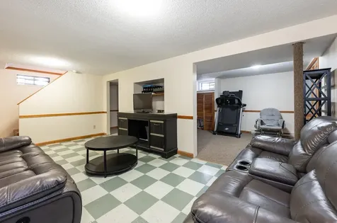 19 Macdonald Drive Nashua NH 03062