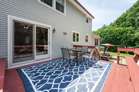 19 Macdonald Drive Nashua NH 03062