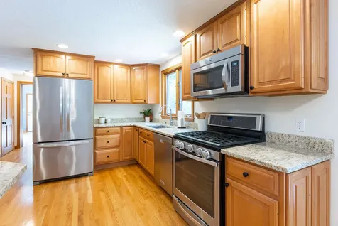 19 Macdonald Drive Nashua NH 03062