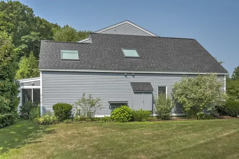 17 Skyview Circle Keene NH 03431
