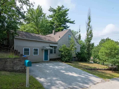 495 Calef Road Manchester NH 03103