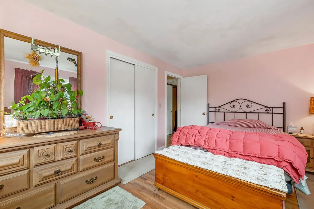 12 Coach Road Gilford NH 03249