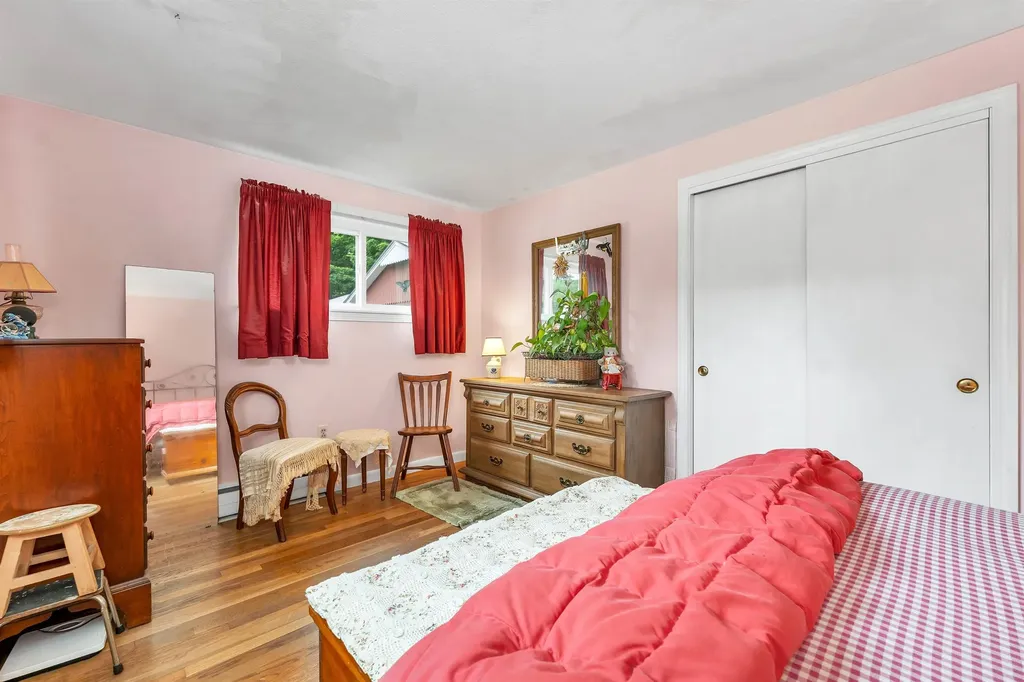 12 Coach Road Gilford NH 03249