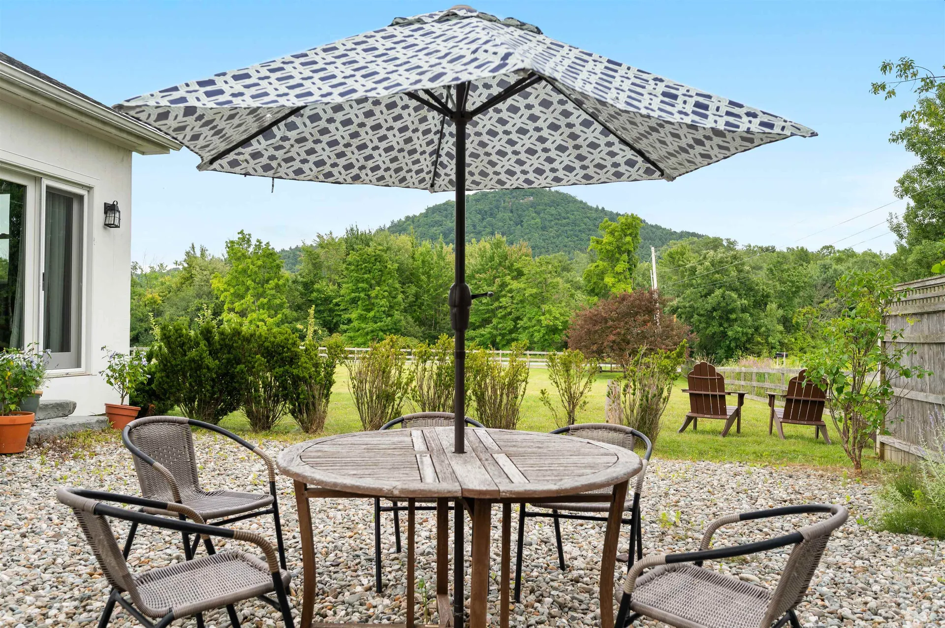 47 Vineyard View Drive Charlotte VT 05445-4201