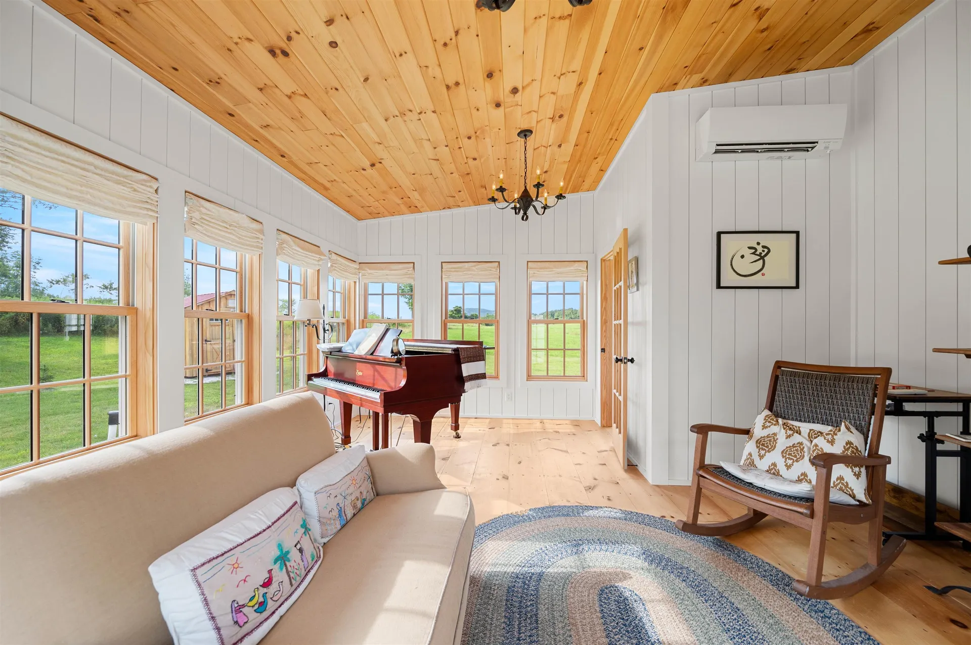 47 Vineyard View Drive Charlotte VT 05445-4201