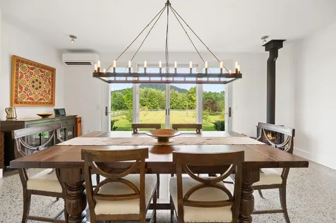 47 Vineyard View Drive Charlotte VT 05445-4201