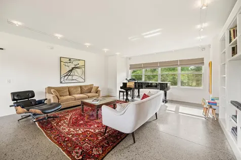 47 Vineyard View Drive Charlotte VT 05445-4201