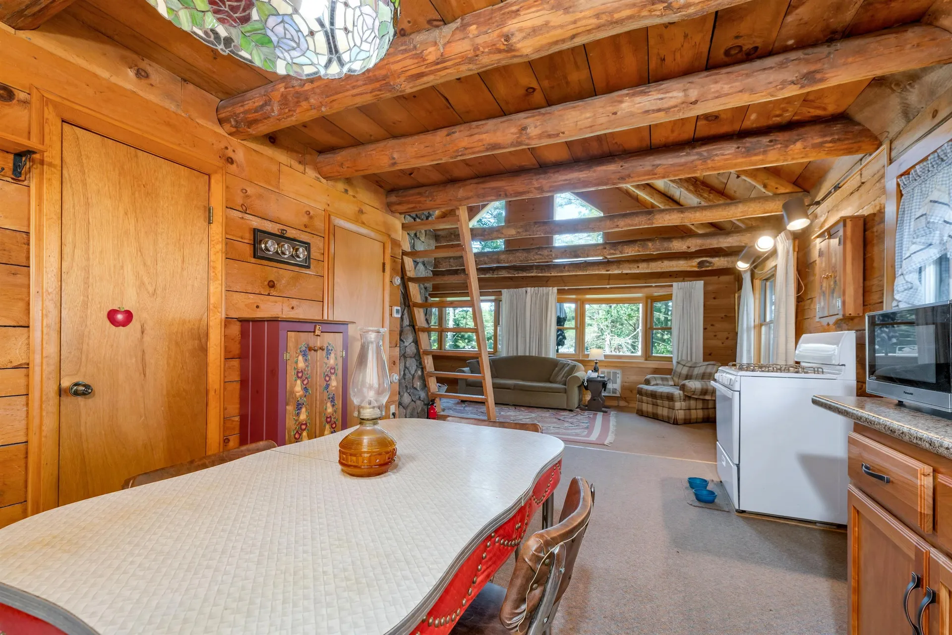 186 Hillcroft Road Laconia NH 03246