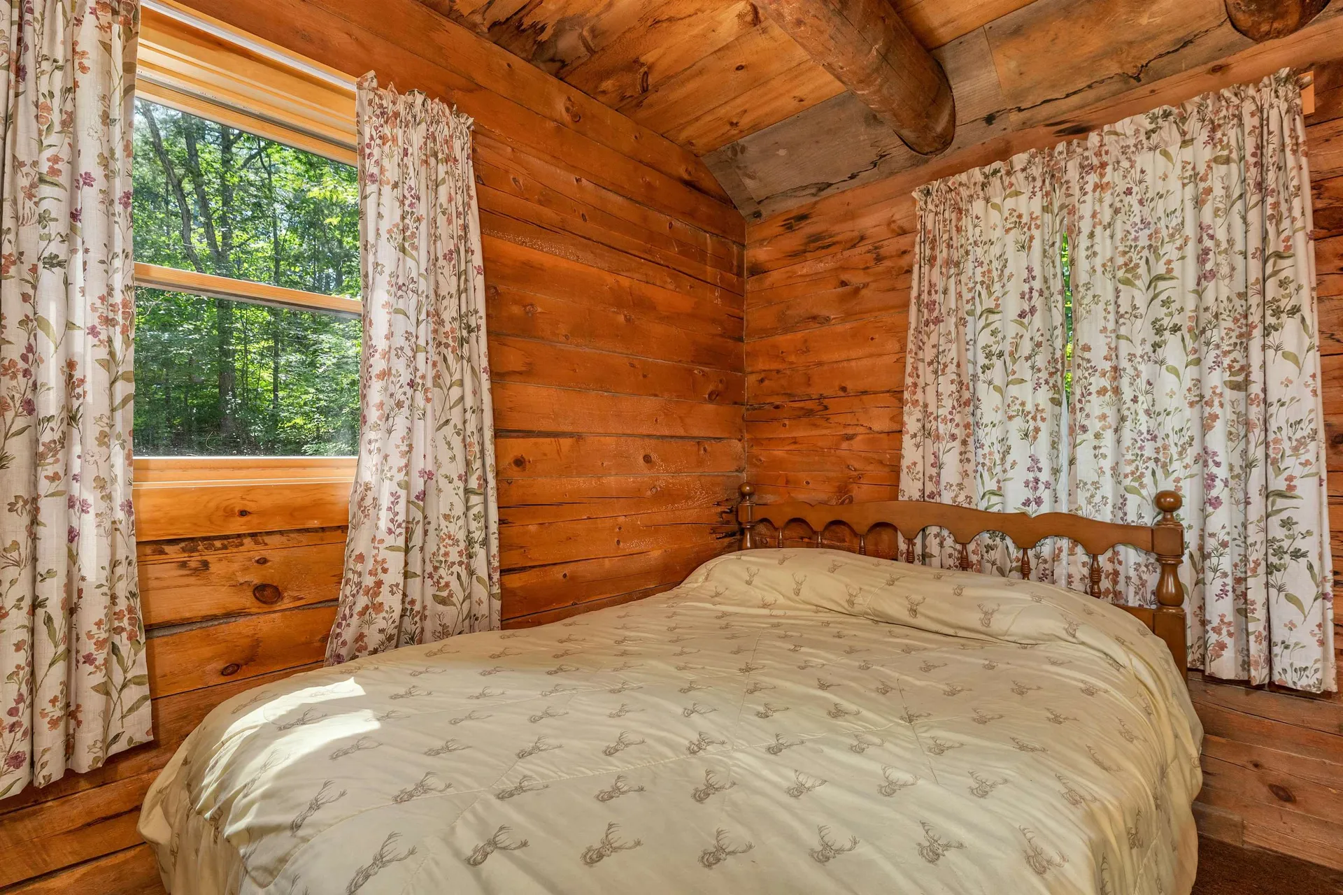 186 Hillcroft Road Laconia NH 03246
