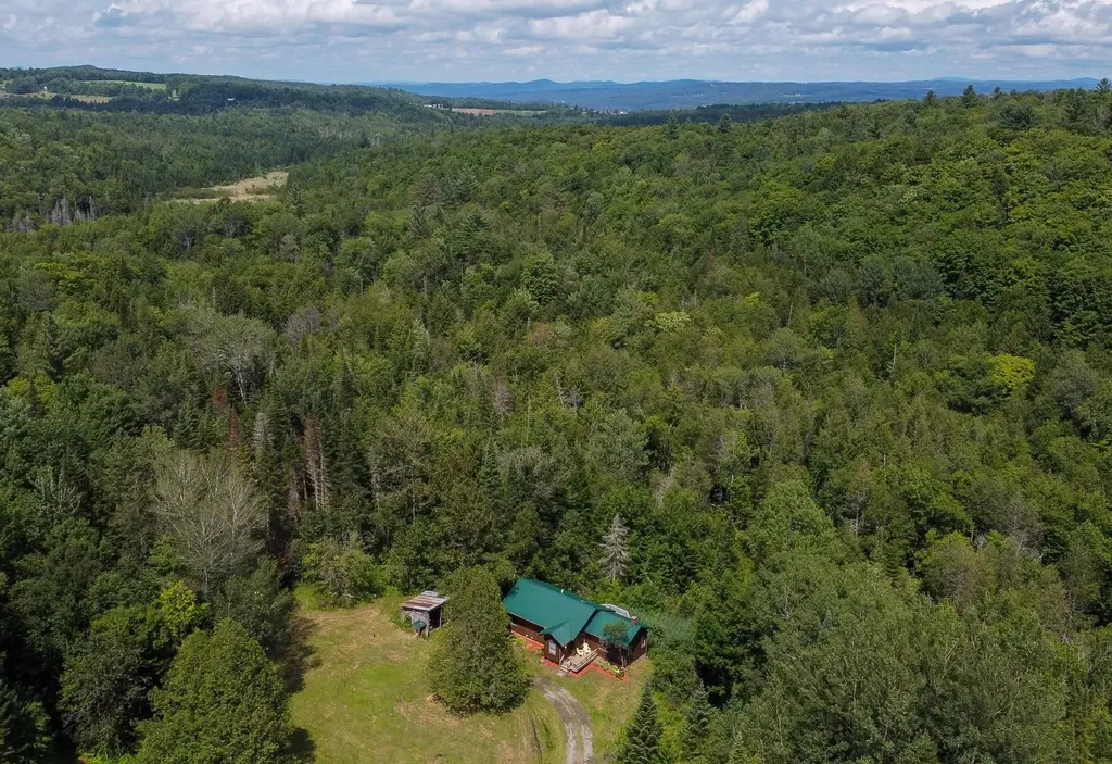 1374 East Albany Road Barton VT 05822