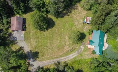 1374 East Albany Road Barton VT 05822