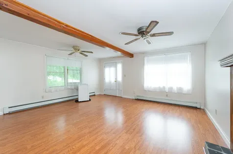 149 Chester Road Derry NH 03038