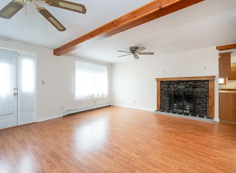 149 Chester Road Derry NH 03038