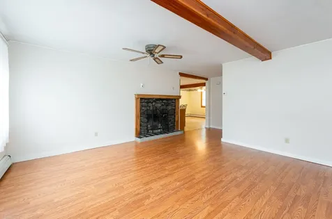 149 Chester Road Derry NH 03038