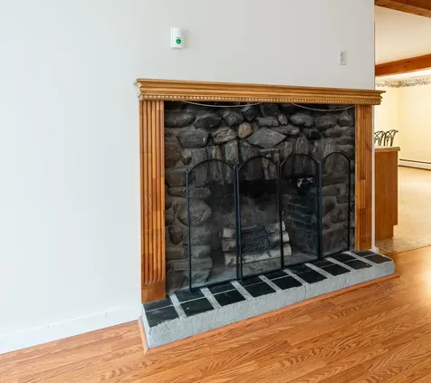 149 Chester Road Derry NH 03038