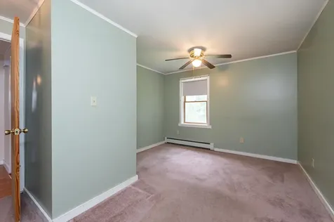 149 Chester Road Derry NH 03038