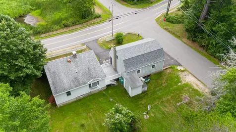 149 Chester Road Derry NH 03038