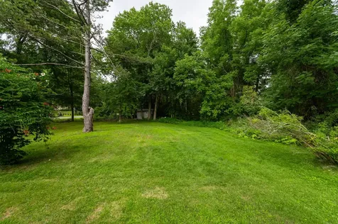 149 Chester Road Derry NH 03038