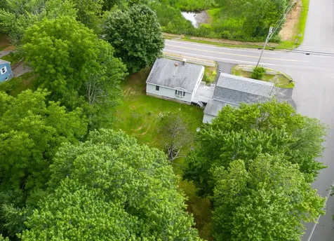 149 Chester Road Derry NH 03038