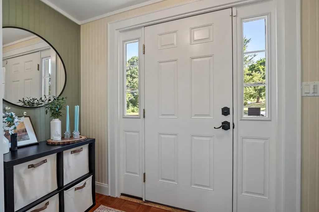 109 Pillsbury Road Londonderry NH 03053