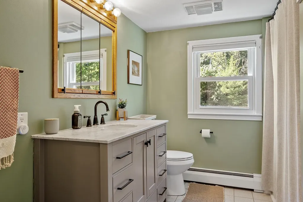 109 Pillsbury Road Londonderry NH 03053