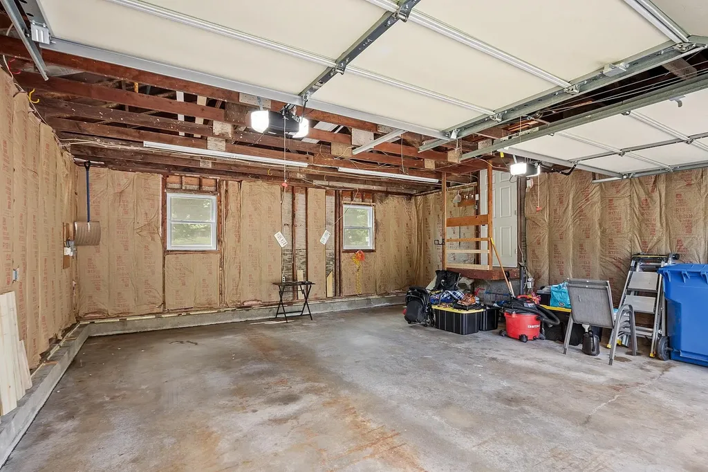 109 Pillsbury Road Londonderry NH 03053
