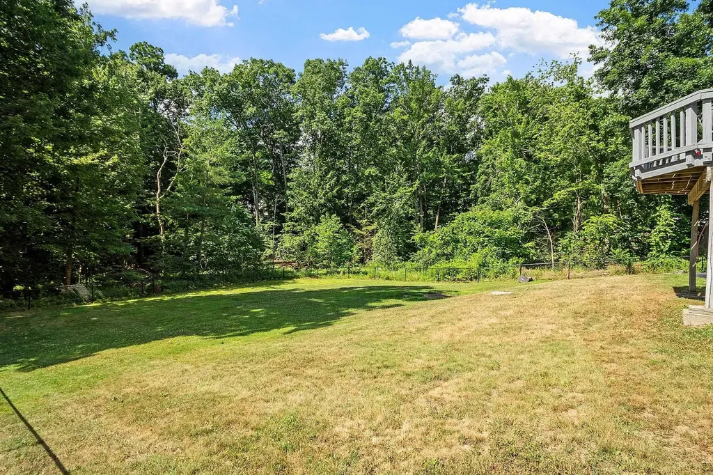 109 Pillsbury Road Londonderry NH 03053