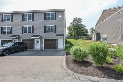 3 Nutfield Court Derry NH 03038