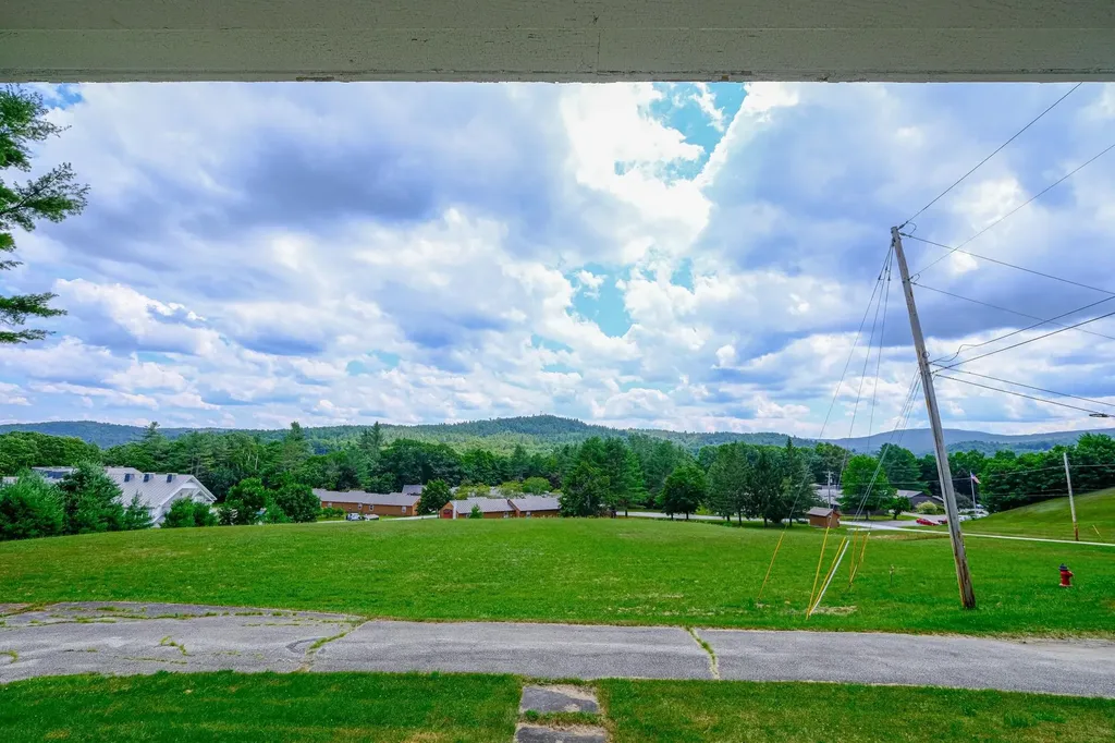 15 Gill Terrace Ludlow VT 05149