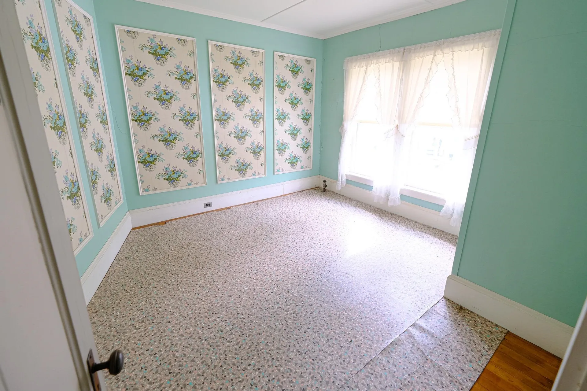 15 Gill Terrace Ludlow VT 05149