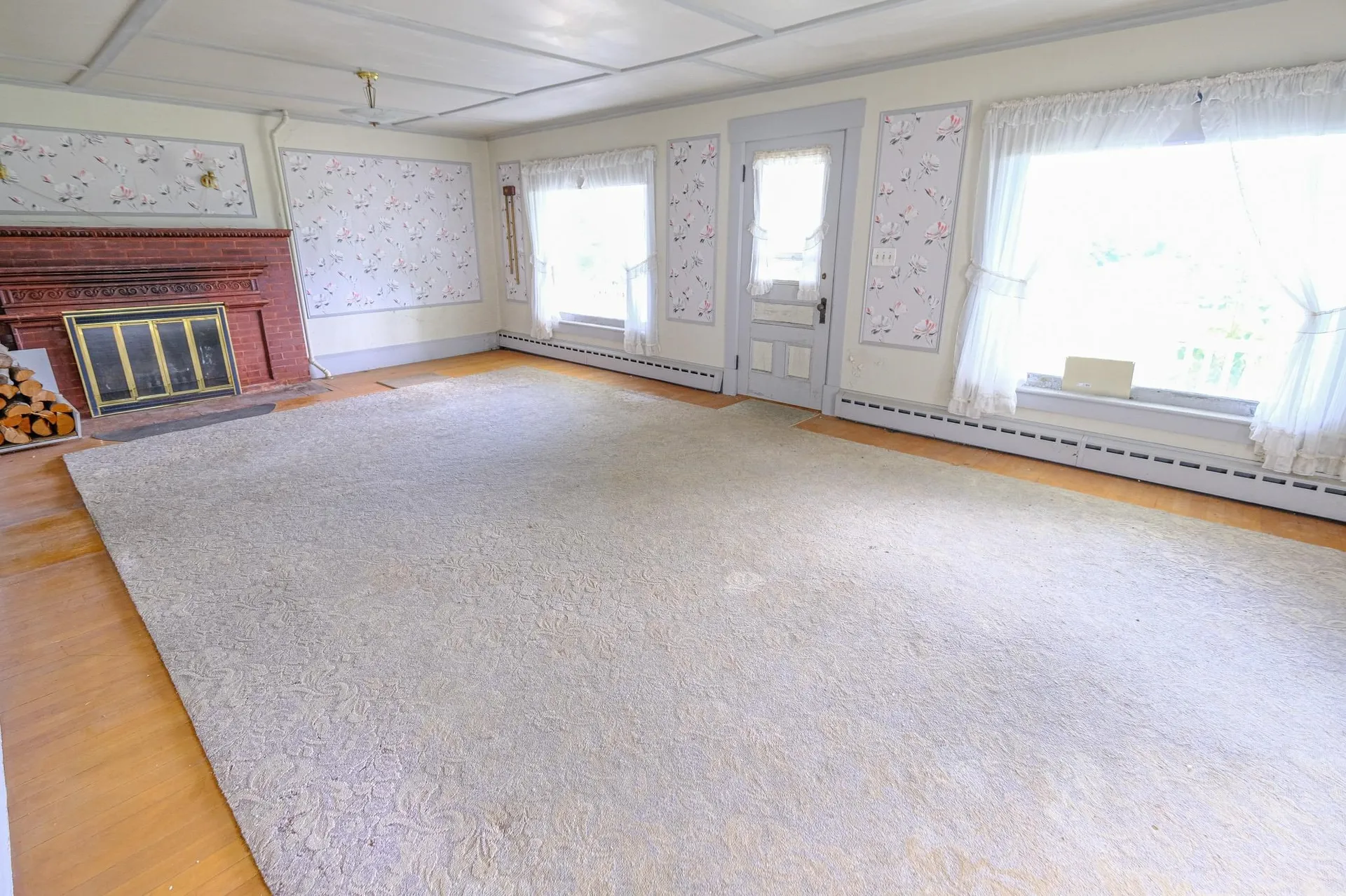 15 Gill Terrace Ludlow VT 05149