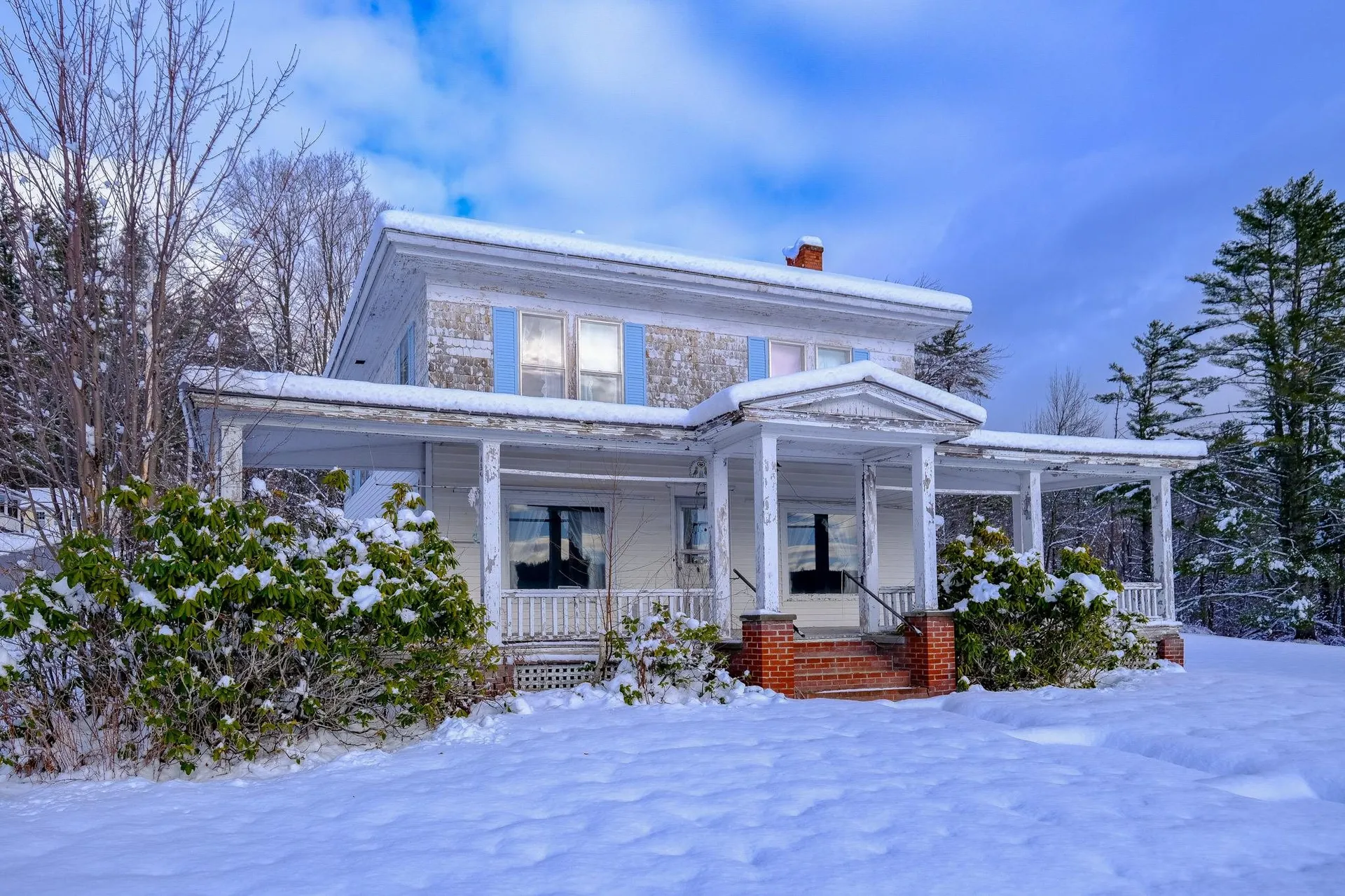 15 Gill Terrace Ludlow VT 05149