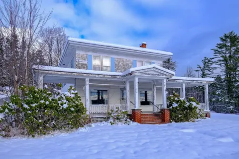 15 Gill Terrace Ludlow VT 05149