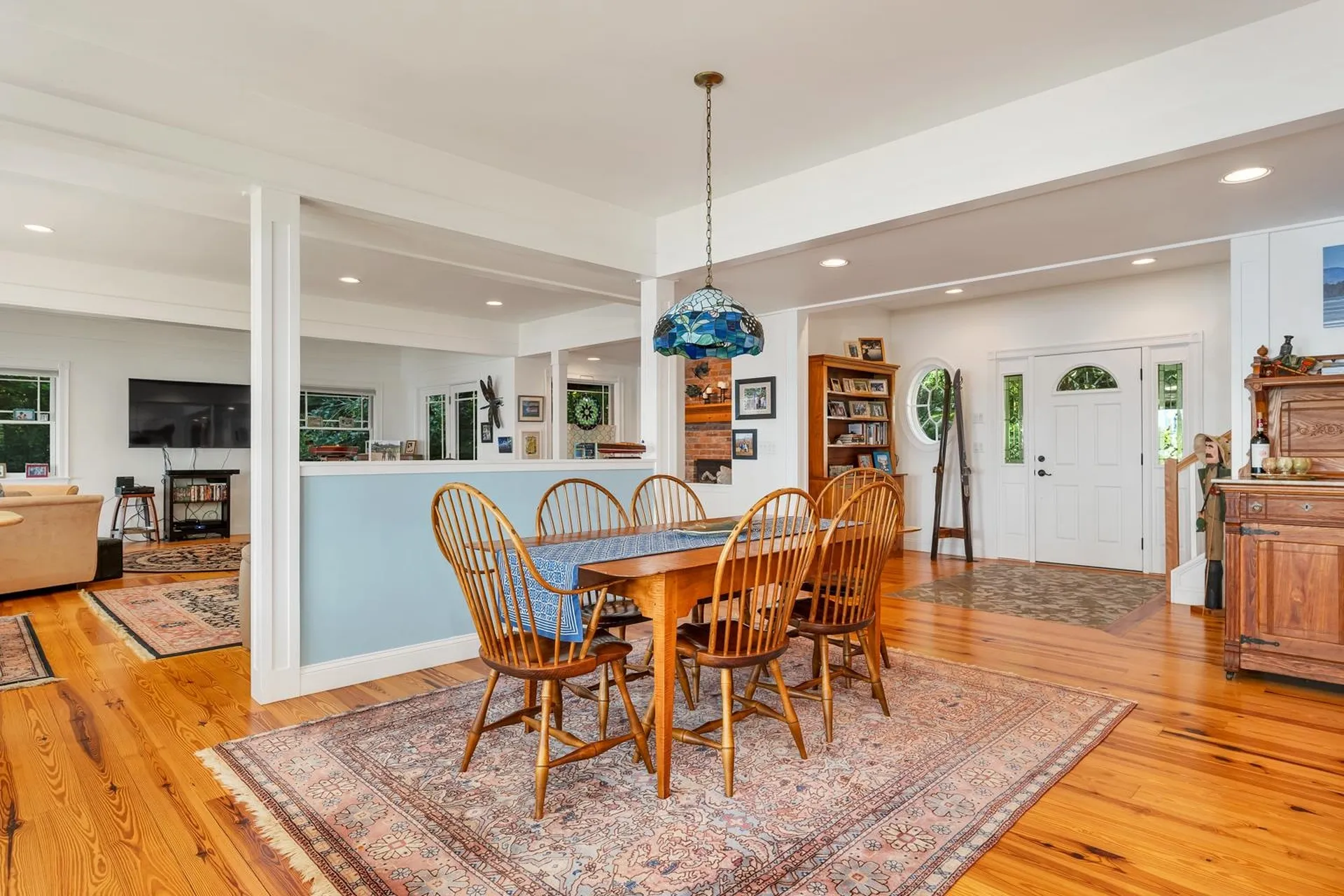154 Belknap Point Road Gilford NH 03249