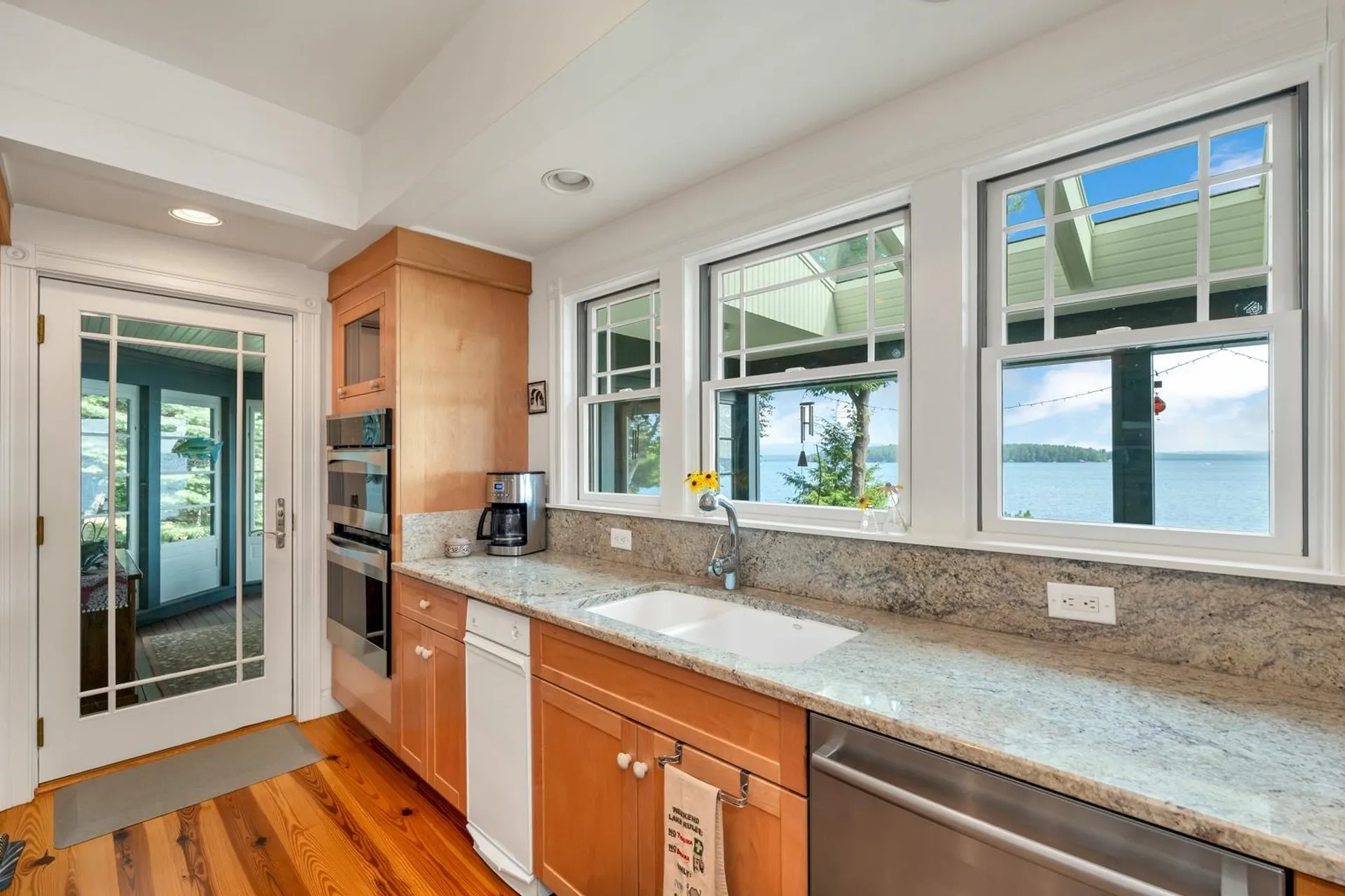 154 Belknap Point Road Gilford NH 03249