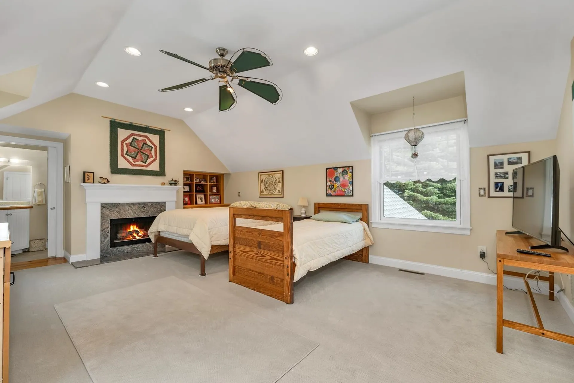 154 Belknap Point Road Gilford NH 03249