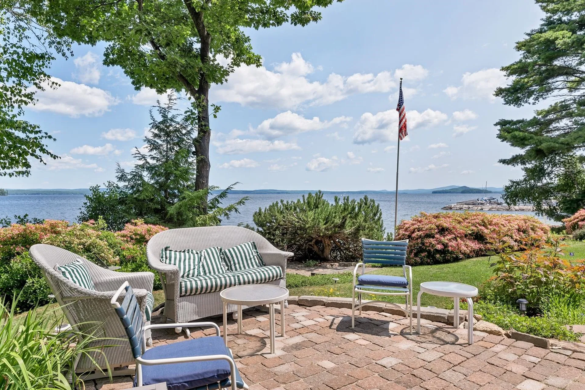 154 Belknap Point Road Gilford NH 03249
