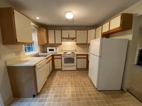 36 NE Village Road Concord NH 03301