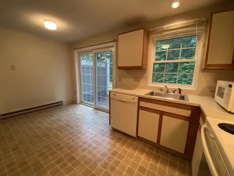 36 NE Village Road Concord NH 03301