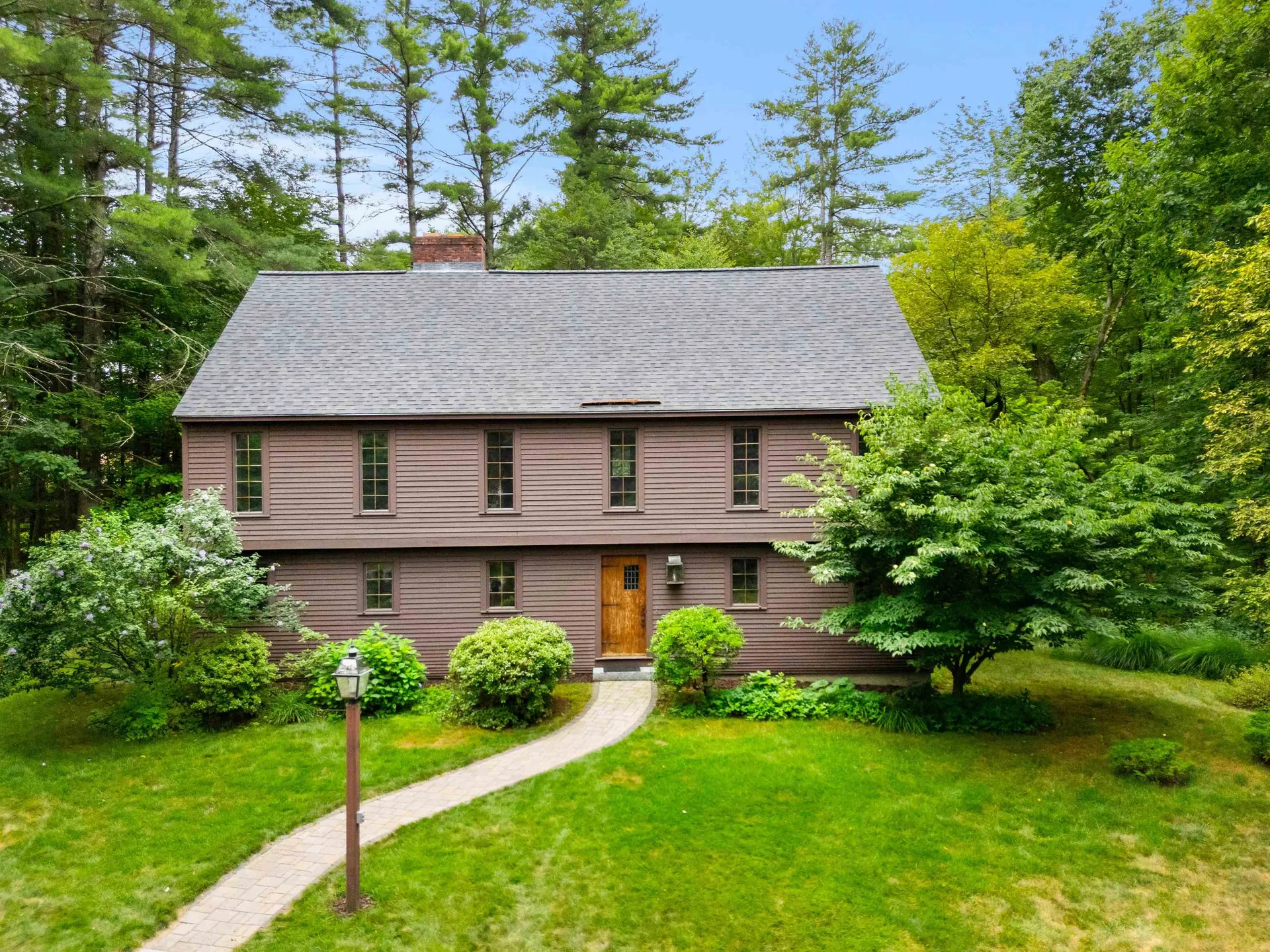126 Blanford Place Bedford NH 03110