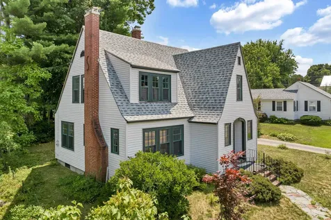 137 Highland Street Laconia NH 03246