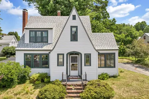 137 Highland Street Laconia NH 03246