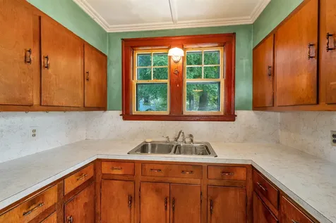 137 Highland Street Laconia NH 03246