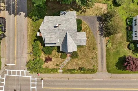 137 Highland Street Laconia NH 03246