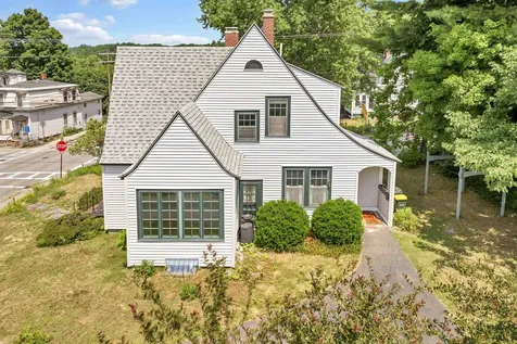 137 Highland Street Laconia NH 03246