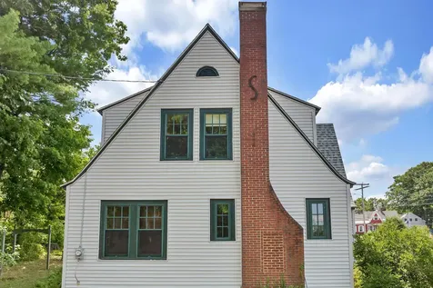 137 Highland Street Laconia NH 03246