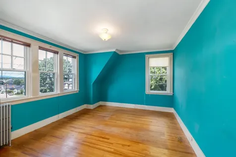 137 Highland Street Laconia NH 03246